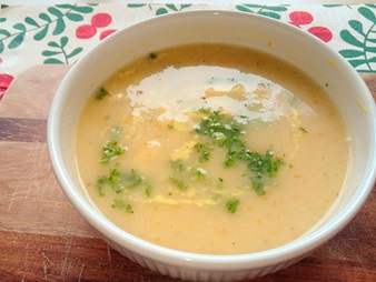 Pastinaaksoep met mosterd