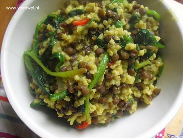 Pittige linzenschotel